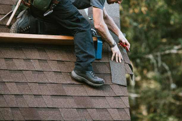 Best Flat Roof Repair Services  in Wauregan, CT